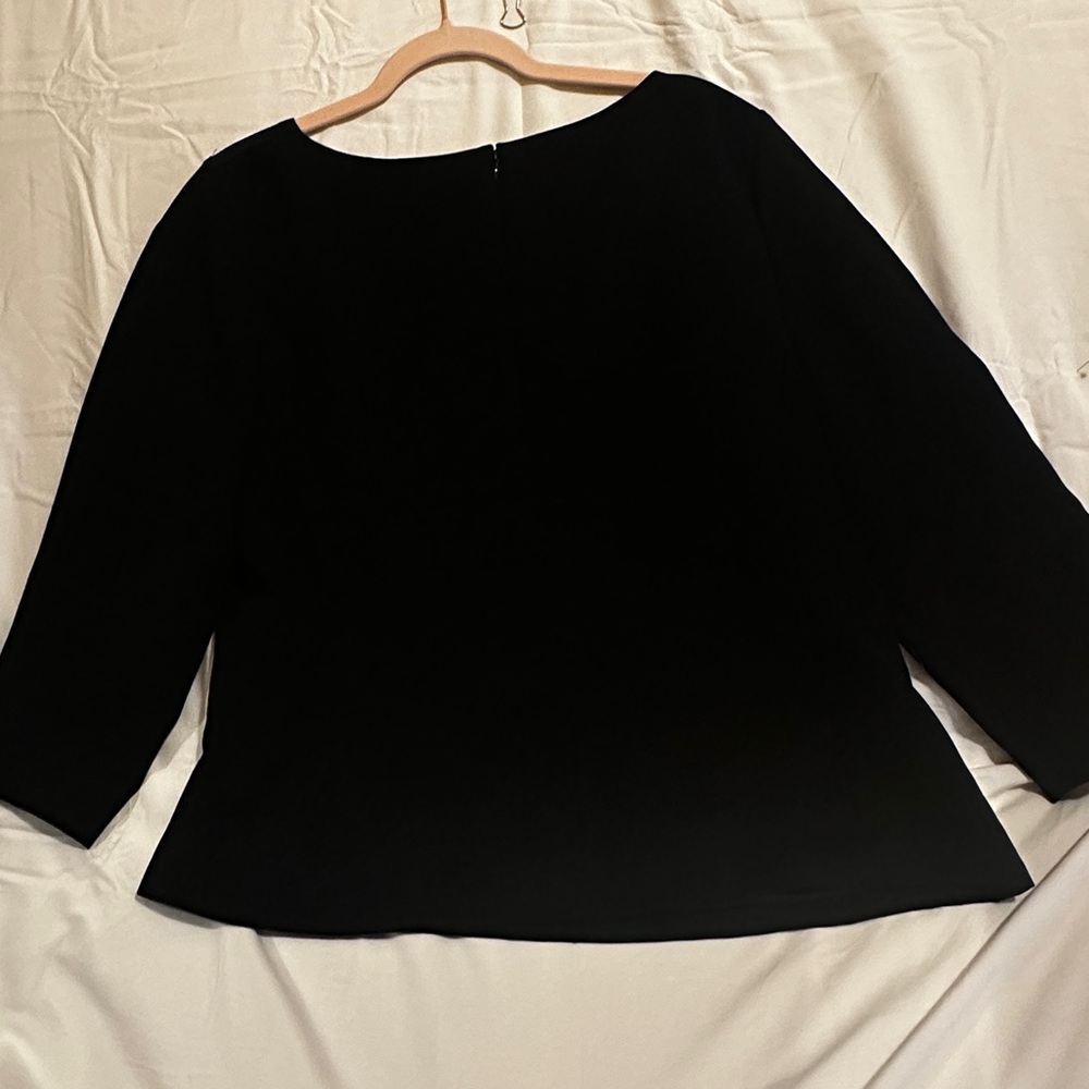 Chic Ann Taylor Black V-Neck 3/4 Sleeve Blouse - Classic Work Top - Picture 7 of 13